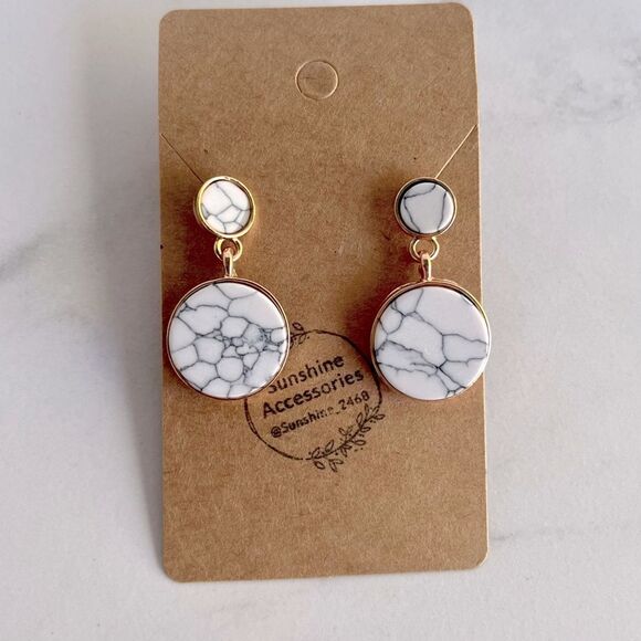 5/$25 MARBLED WHITE Dangles - Picture 3 of 4